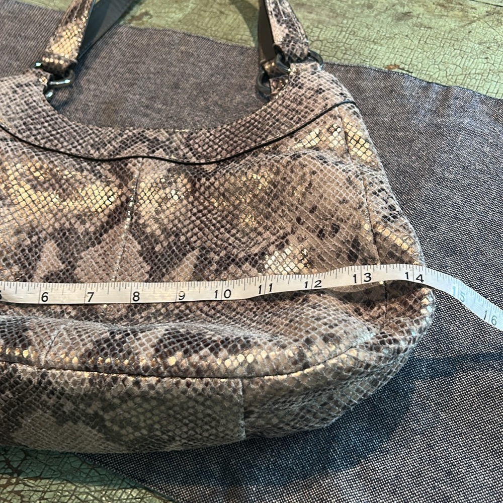 Coach Python Embossed Leather Shoulder Bag – Style F19678 - Picture 6 of 9